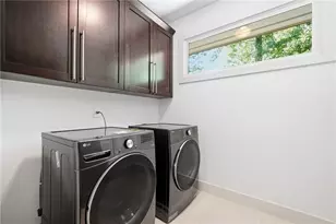 4373 Wieuca Rd NE, Atlanta, GA 30342 - Photo 24