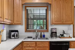 4301 Cades Cove Dr, Austell, GA 30106 - Photo 14