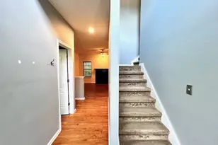 284 William Nye Dr SE, Atlanta, GA 30315 - Photo 2