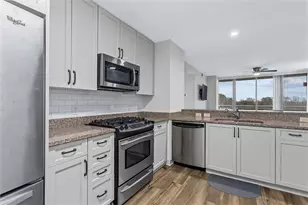 3338 Peachtree Rd NE, Atlanta, GA 30326 - Photo 2