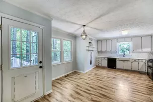 1504 Mill Creek Ct SW, Marietta, GA 30008 - Photo 16