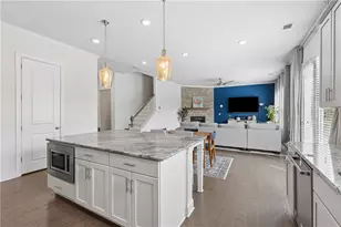 561 Avondale Hills Dr, Decatur, GA 30032 - Photo 10