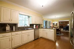 555 Spindlewick Dr, Atlanta, GA 30350 - Photo 8
