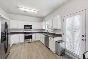 2252 Jasmine Glenn Dr, Buford, GA 30519 - Photo 10
