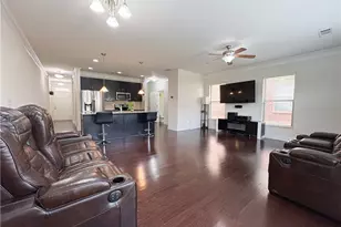 10643 Naramore Ln, Alpharetta, GA 30022 - Photo 6