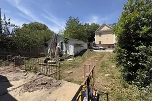 11 Walthall St SE, Atlanta, GA 30317 - Photo 8
