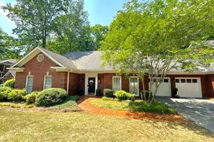 7155 Roswell Rd, Sandy Springs, GA 30328 - Photo 2