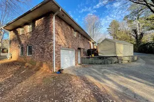 2106 Pawnee Dr SE, Marietta, GA 30067 - Photo 2