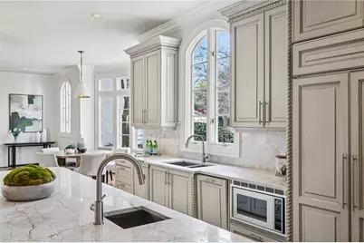 82 Blackland Road NW, Atlanta, GA 30342 - Photo 14