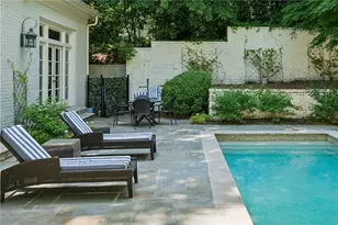 82 Blackland Rd NW, Atlanta, GA 30342 - Photo 4