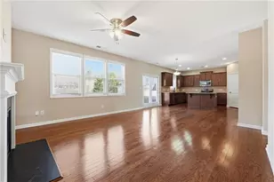 3534 Fallen Oak Ln, Buford, GA 30519 - Photo 4