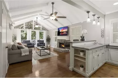 3902 Peachtree Dunwoody Road NE, Atlanta, GA 30342 - Photo 8