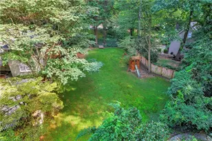 3902 Peachtree Dunwoody Rd NE, Atlanta, GA 30342 - Photo 32