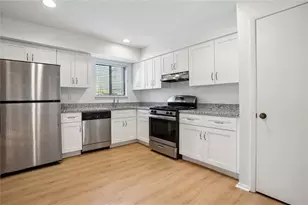 2035 Powers Ferry Trce SE, Marietta, GA 30067 - Photo 2