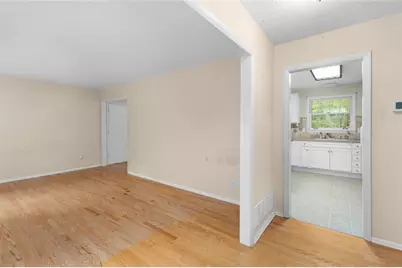 1569 Bubbling Creek Road NE, Brookhaven, GA 30319 - Photo 12