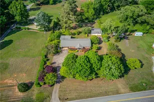 4834 Flat Creek Rd, Oakwood, GA 30566 - Photo 2