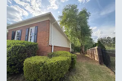 3607 Hampstead Lane NE, Roswell, GA 30075 - Photo 6