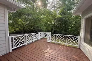 3607 Hampstead Ln NE, Roswell, GA 30075 - Photo 44