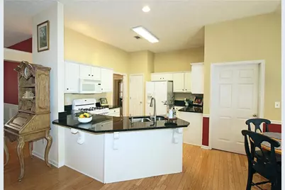 930 Livery Circle, Lawrenceville, GA 30046 - Photo 8