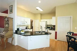 930 Livery Cir, Lawrenceville, GA 30046 - Photo 8