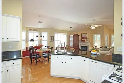 930 Livery Circle, Lawrenceville, GA 30046 - Photo 10