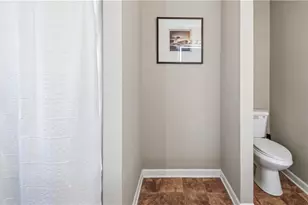 3950 Lookout Point Dr, Marietta, GA 30066 - Photo 22