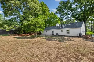 213 Colemans Bluff Dr, Woodstock, GA 30188 - Photo 32