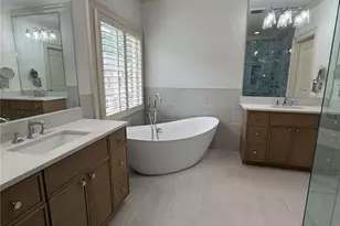 201 Riversgate Dr, Atlanta, GA 30339 - Photo 36