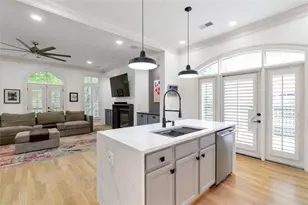 201 Riversgate Dr, Atlanta, GA 30339 - Photo 28