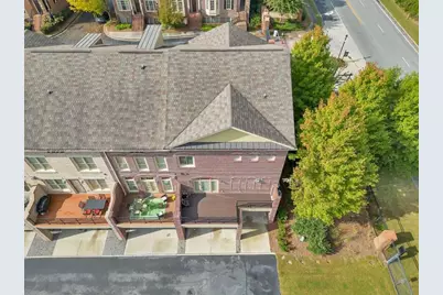 201 Riversgate Drive, Atlanta, GA 30339 - Photo 6