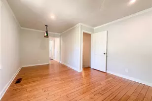 2043 White Oak Circle NW, Kennesaw, GA 30144 - Photo 18