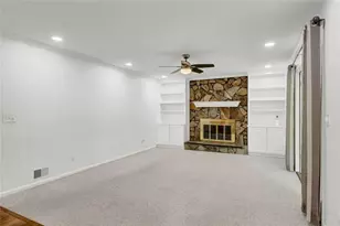 5080 Nesbit Ferry Ln, Sandy Springs, GA 30350 - Photo 16
