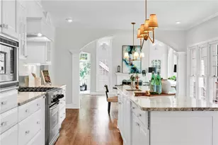 5555 Hampstead Way, Johns Creek, GA 30097 - Photo 4