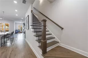 4337 Parkside Pl, Atlanta, GA 30342 - Photo 20