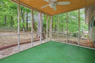 3642 Rainbow Cir SW, Snellville, GA 30039 - Photo 32