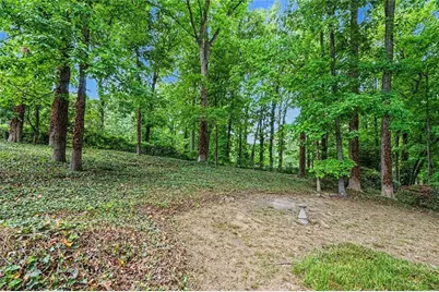 3642 Rainbow Circle SW, Snellville, GA 30039 - Photo 4