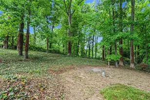 3642 Rainbow Cir SW, Snellville, GA 30039 - Photo 4
