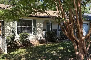 126 Oak Cir S, Stockbridge, GA 30281 - Photo 1