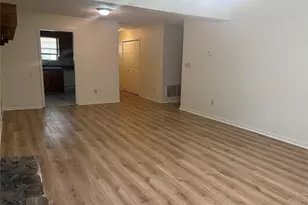 126 Oak Cir S, Stockbridge, GA 30281 - Photo 6