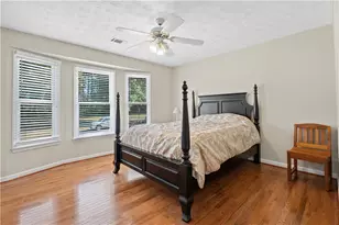 3737 Victoria Dr, Buford, GA 30519 - Photo 4
