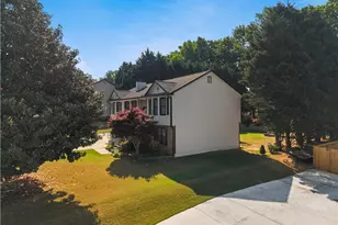 3737 Victoria Dr, Buford, GA 30519 - Photo 30