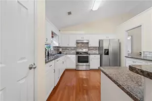 3737 Victoria Dr, Buford, GA 30519 - Photo 10