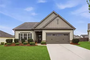4631 Summer View Dr, Gainesville, GA 30504 - Photo 2