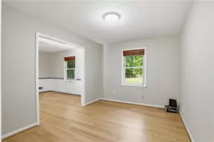 3061 Karen Ln, Marietta, GA 30062 - Photo 6