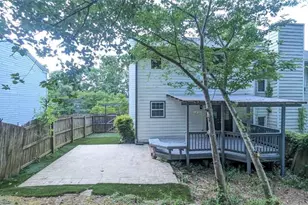 1672 Grist Mill Dr, Marietta, GA 30062 - Photo 14