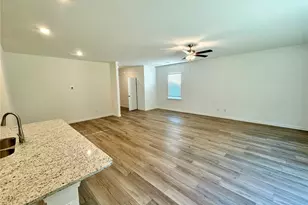 6015 Deer Run St, Union City, GA 30291 - Photo 8