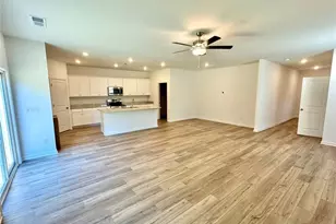 6015 Deer Run St, Union City, GA 30291 - Photo 10