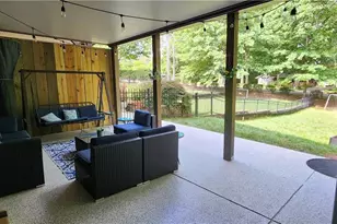 5583 Julian Pl, Atlanta, GA 30342 - Photo 20