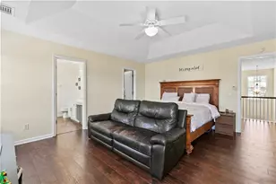 646 Hawthorn Ln, Grayson, GA 30017 - Photo 8