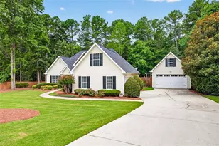 836 Winding Grove Ln, Loganville, GA 30052 - Photo 2